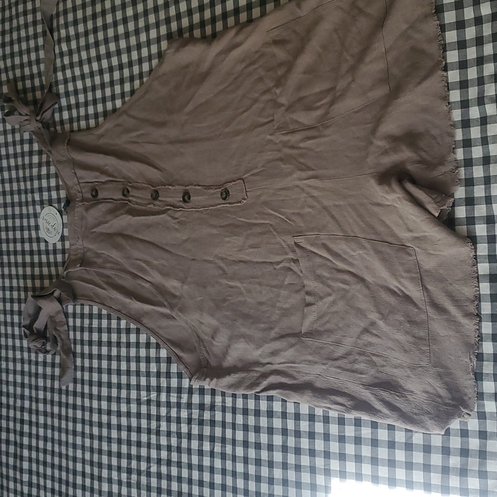 Short romper size large